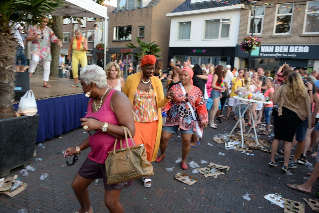 ../Images/Zomercarnaval Noordwijkerhout 369.jpg